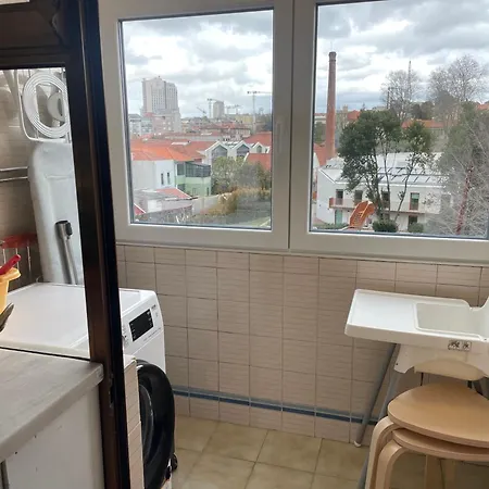 Cozy With Terrace, Air Cond, Free Parking, By With Lda Appartement