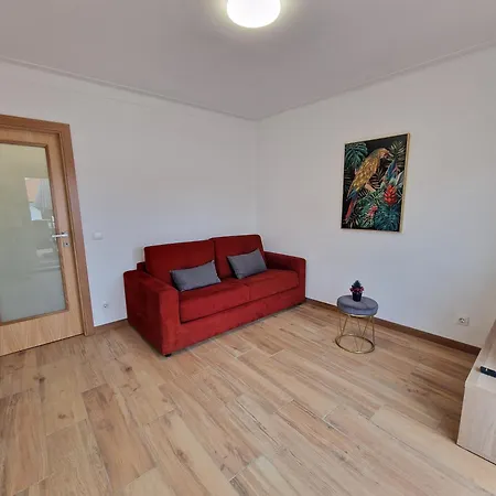 Apartment Cozy With Terrace, Air Cond, Free Parking, By With Lda *