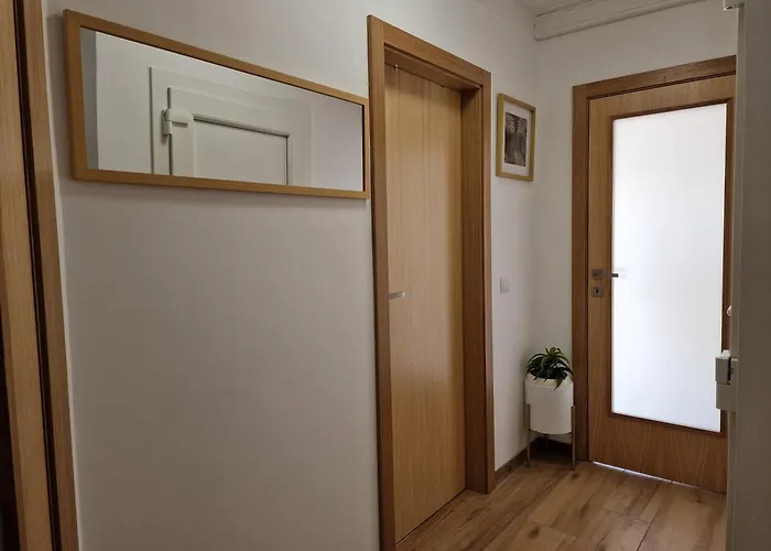 Cozy With Terrace, Air Cond, Free Parking, By With Lda Porto