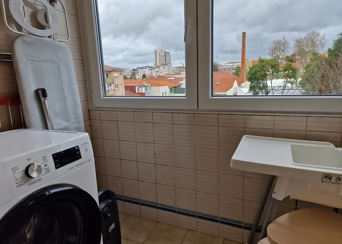 Cozy With Terrace, Air Cond, Free Parking, By With Lda Porto