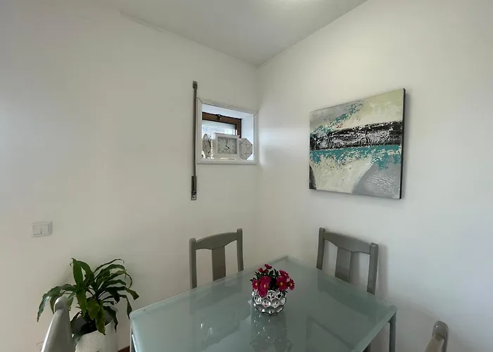 Lejlighed Cozy With Terrace, Air Cond, Free Parking, By With Lda