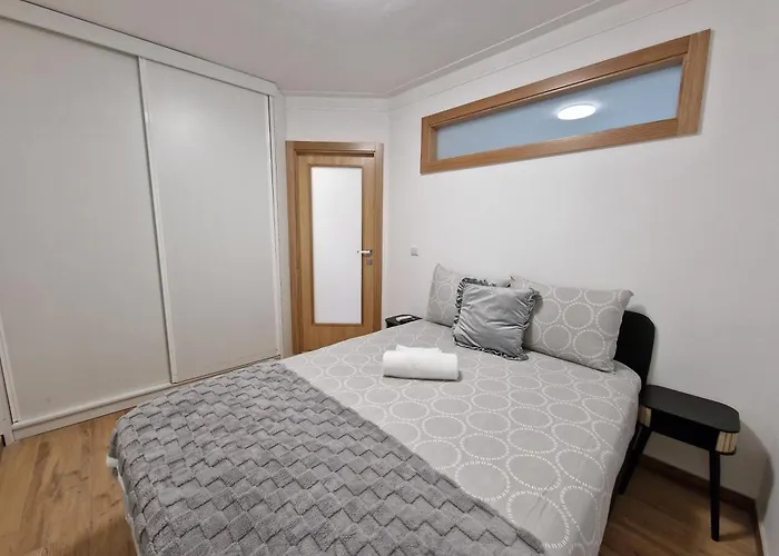 Cozy With Terrace, Air Cond, Free Parking, By With Lda Apartman Porto