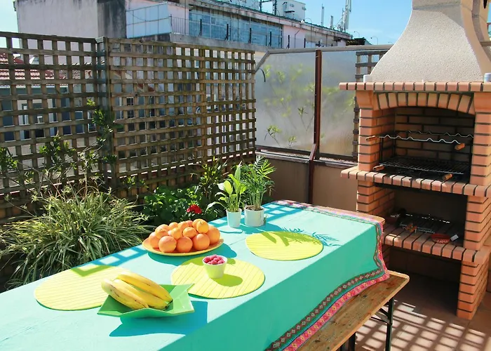 Cozy With Terrace, Air Cond, Free Parking, By With Lda